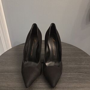 Sophisticated Black Pointed Heels